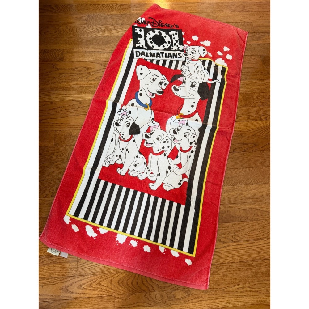 Vintage Walt Disney 101 Dalmatians Beach Towel Red Franco Cotton 90s Retro